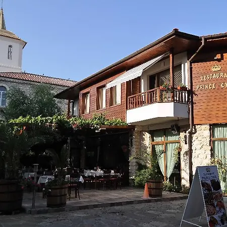 Hotel Cyril 3*