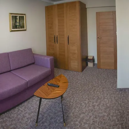 кирил Несебър