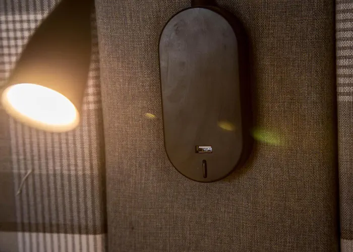 Хотел кирил