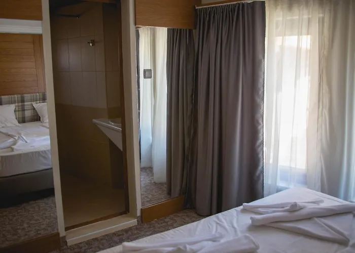 кирил Хотел 3*