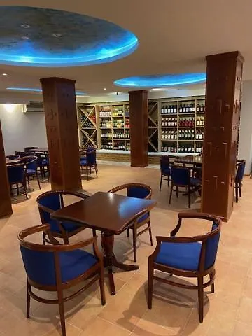 Хотел кирил Несебър