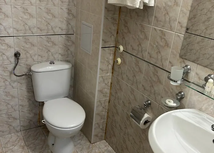 Хотел кирил Несебър