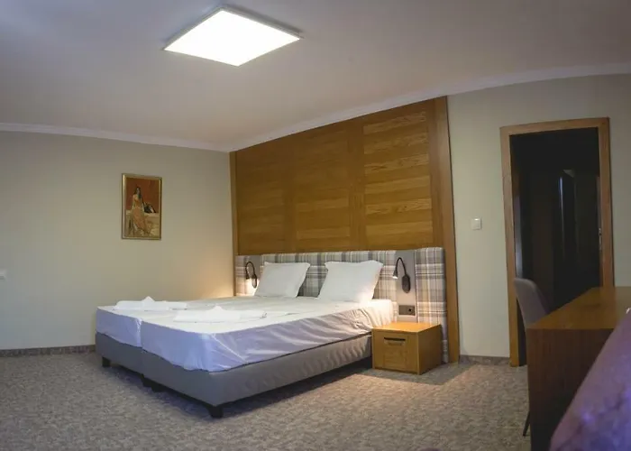 Хотел кирил Несебър